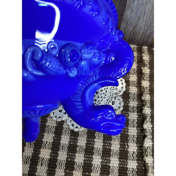 Westmoreland Glass Argonaut Shell Nautilus Covered Candy Dish Blue Slag White - Picture 12 of 16